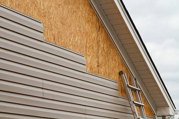 24/7 Emergency Siding Replacement experts in Wheaton, IL